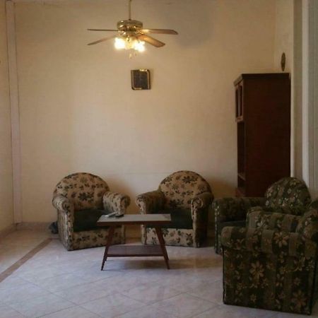 Elegant Heliopolis, Studio-Apartment Kairo Eksteriør billede